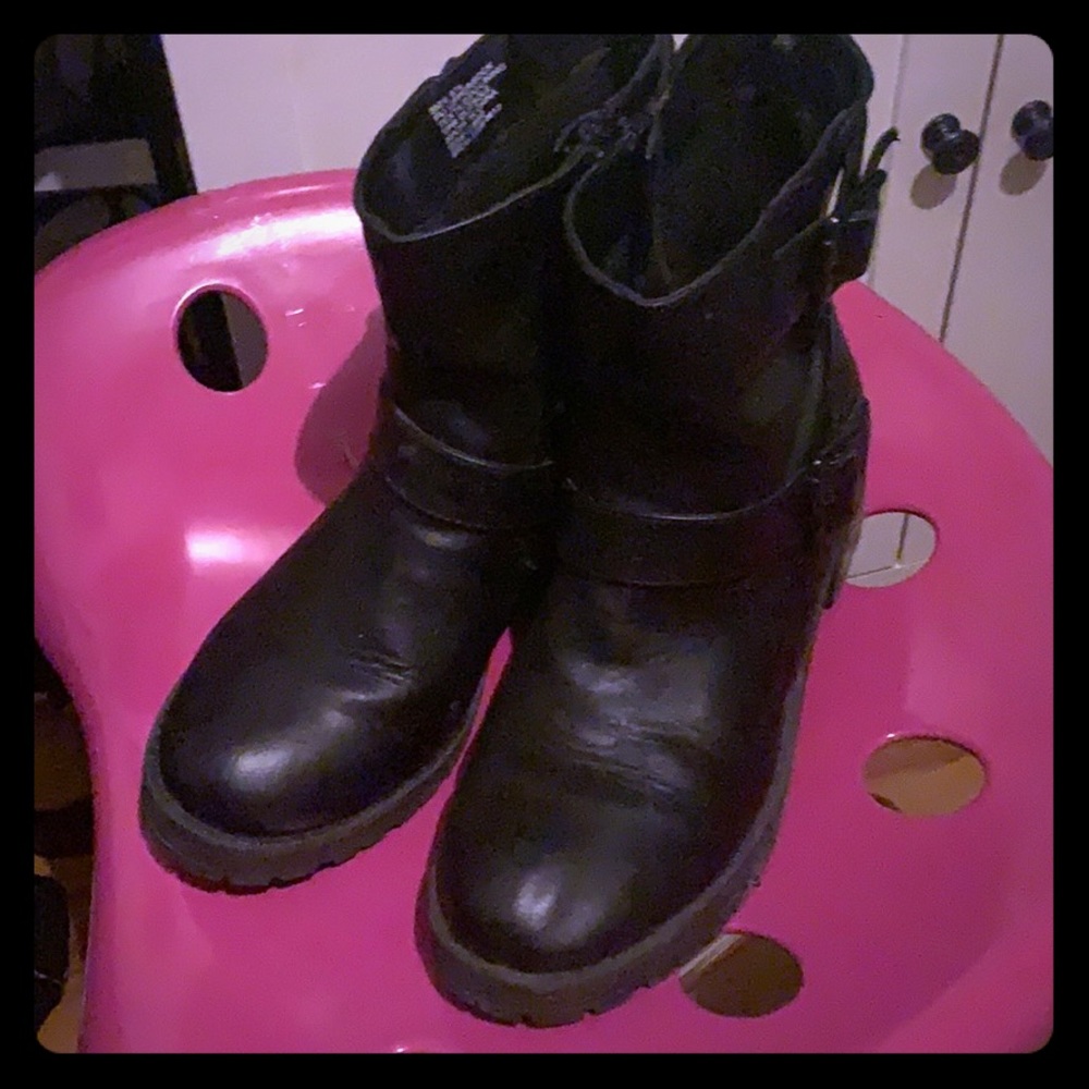 Madden boots